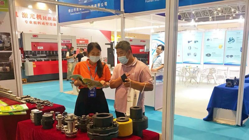 工业机器人示教器：从入门到精通，掌握这些技巧**