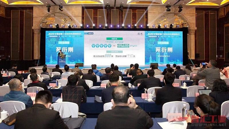 小型智能成套设备：揭秘其价值与价格构成**